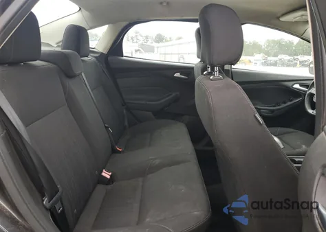 2016 Ford Focus Se z USA, uszkodzony, nr VIN 1FADP3F23GL292393